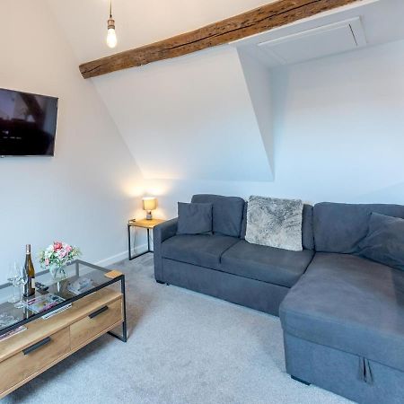Pass The Keys 5C Charming Town Centre Apartment With Roof Top Views Shrewsbury Ngoại thất bức ảnh