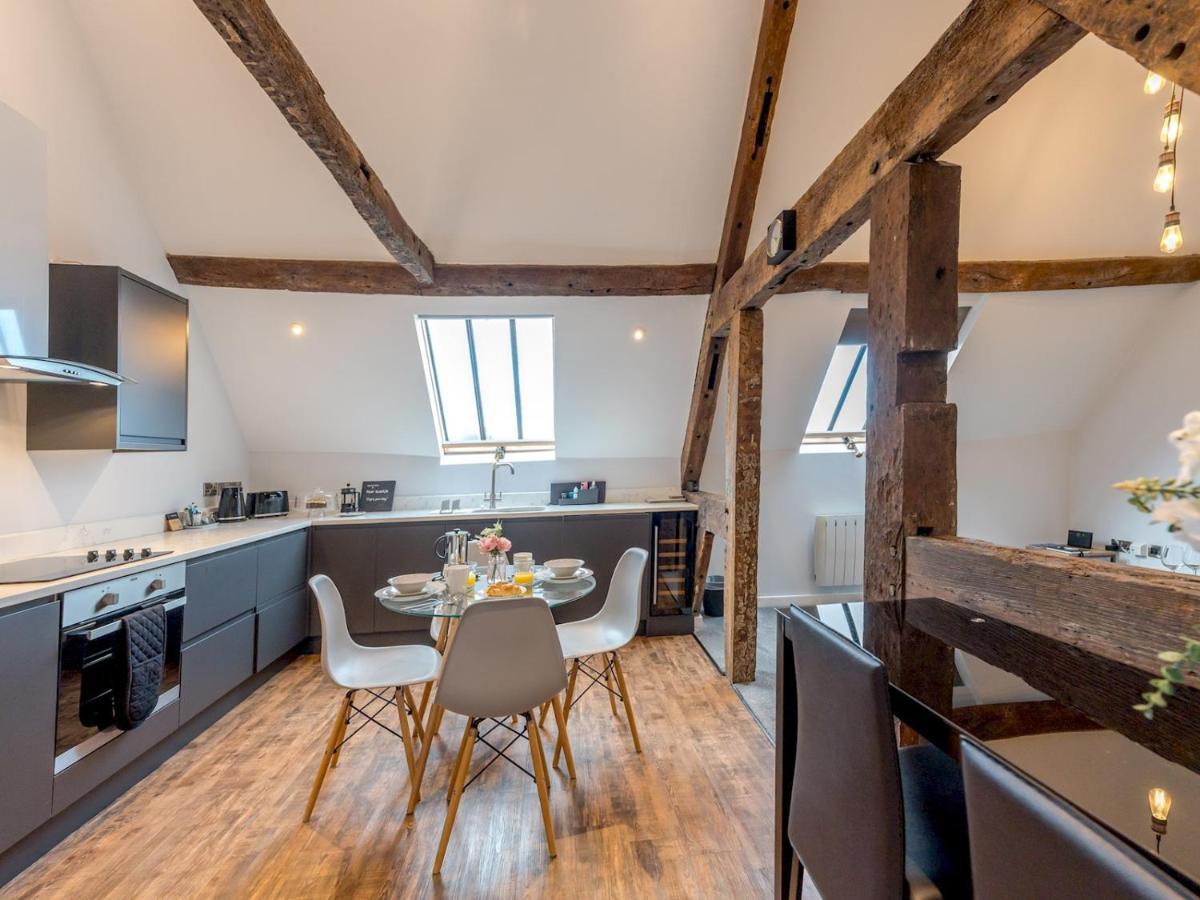 Pass The Keys 5C Charming Town Centre Apartment With Roof Top Views Shrewsbury Ngoại thất bức ảnh
